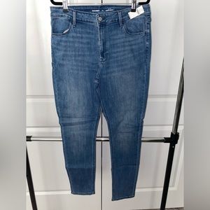 Old Navy High-Waisted Wow Super-Skinny Ankle Jeans